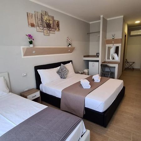 Atico Hotel Desenzano del Garda Exteriör bild