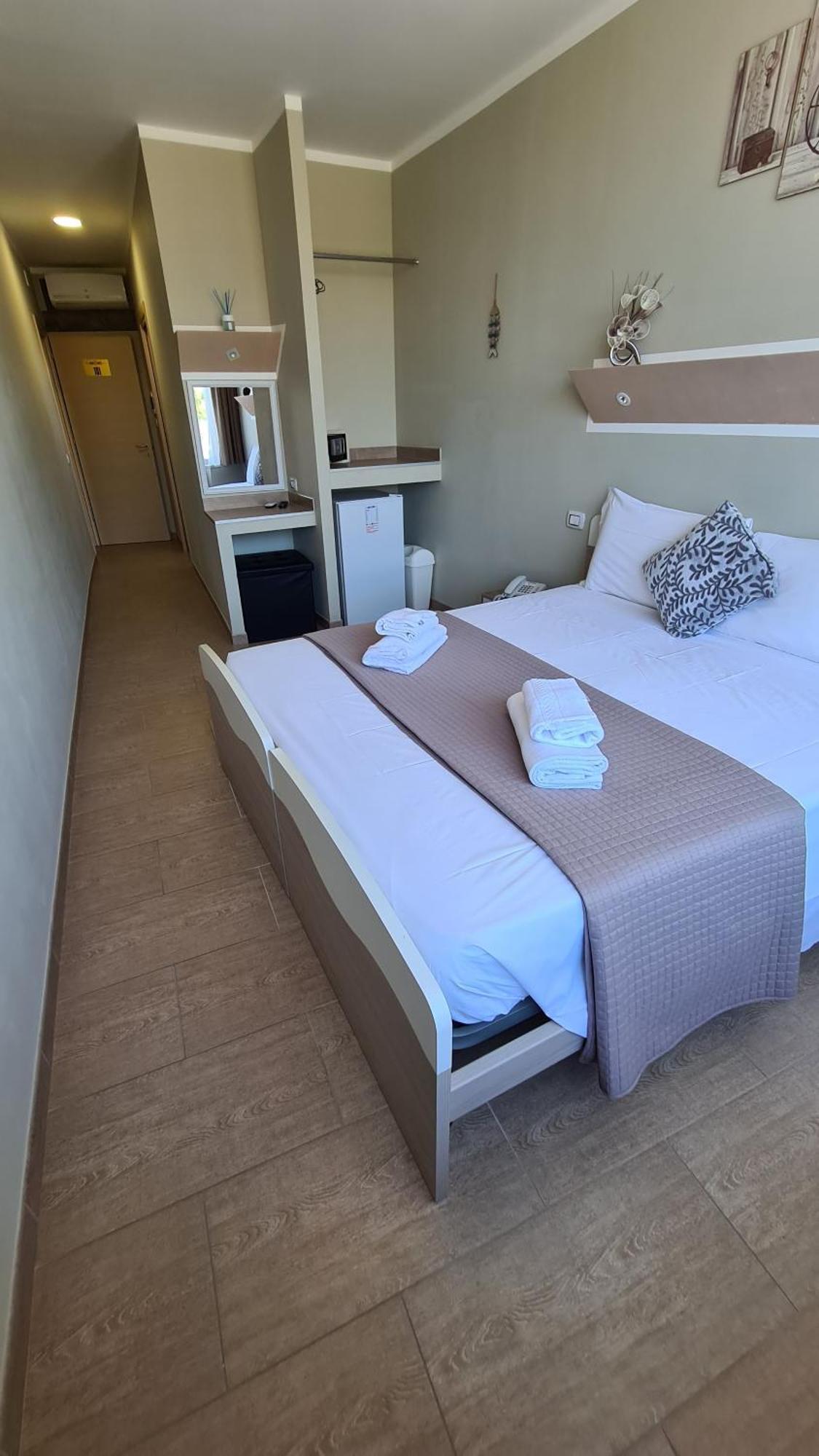 Atico Hotel Desenzano del Garda Rum bild