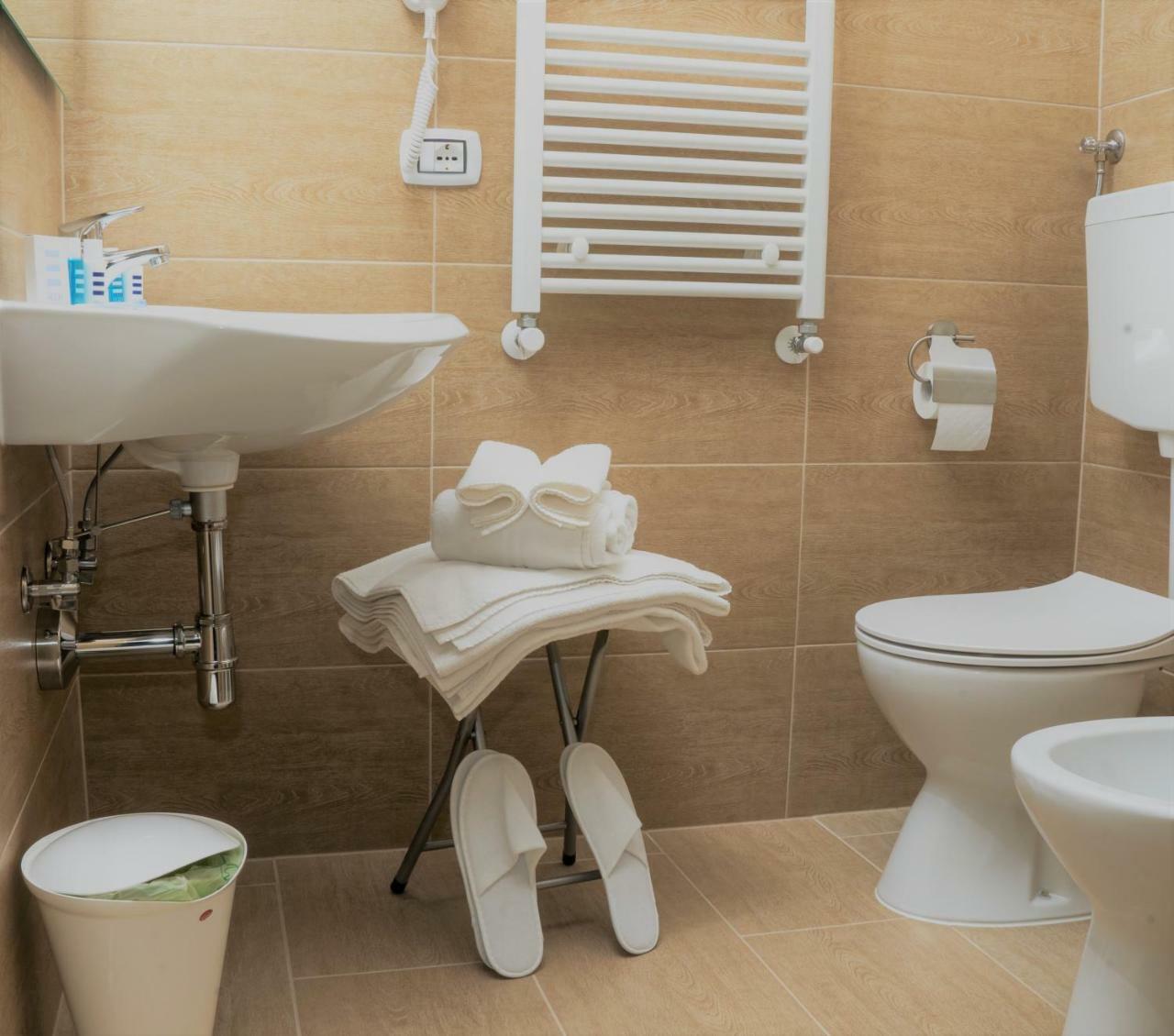 Atico Hotel Desenzano del Garda Exteriör bild